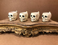 Four Bohne Mini Skull Cups